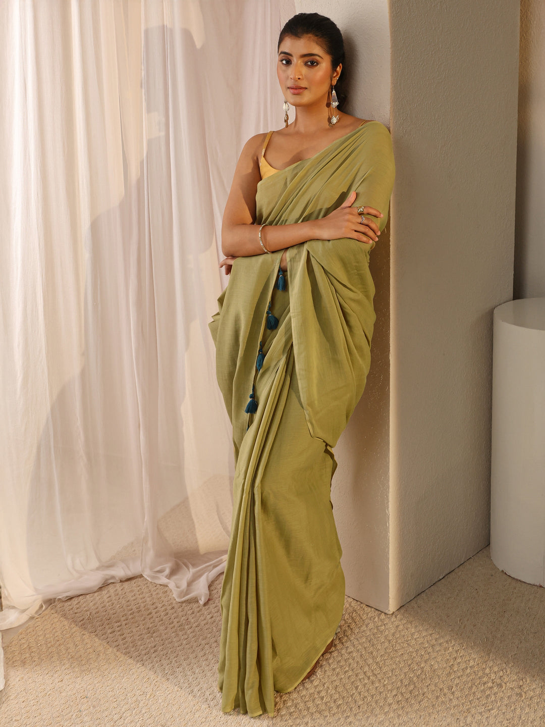  Green Solid Cotton Tassel Saree With Unstitched Blouse Piece 