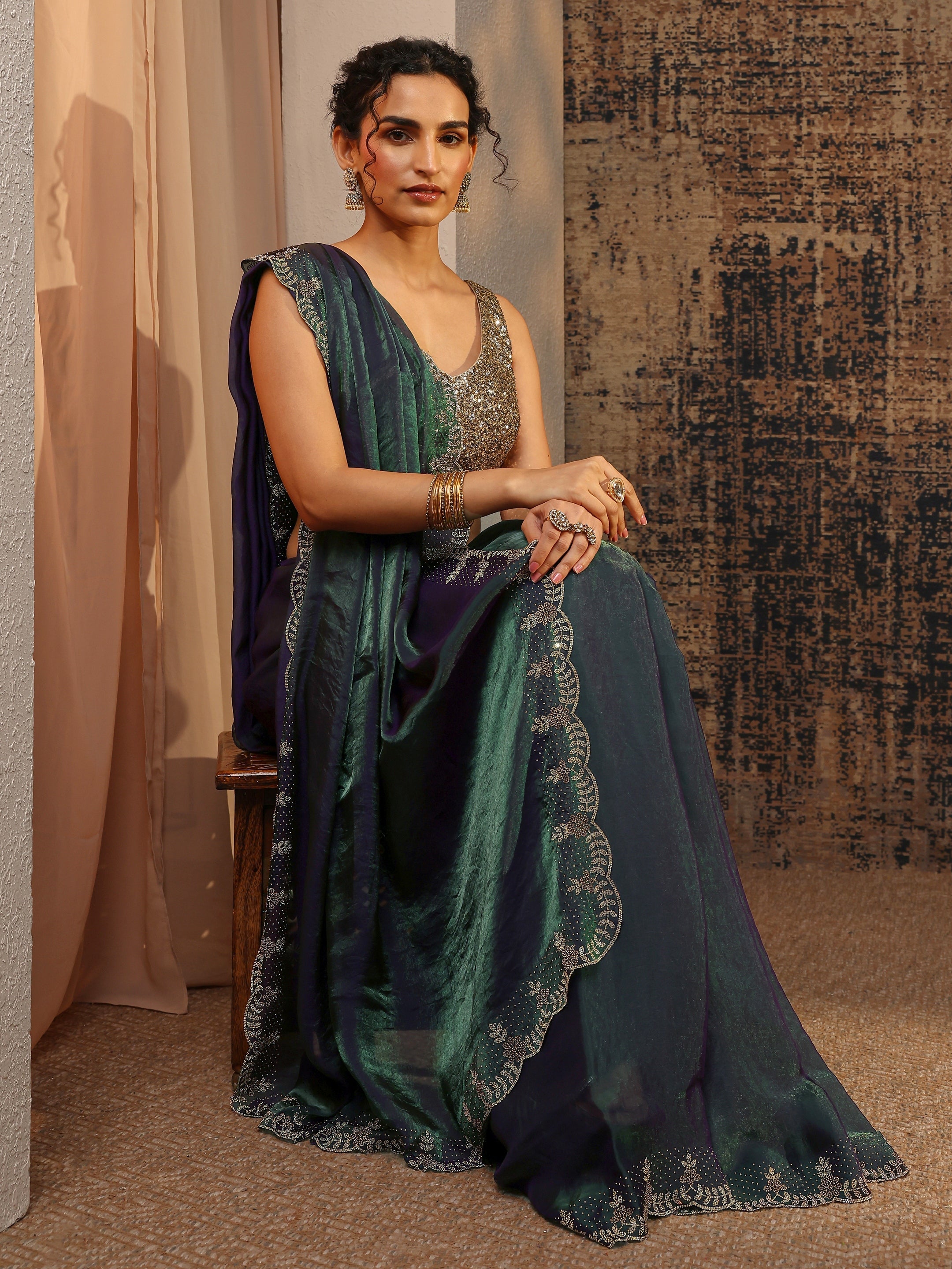 libas Green Solid Satin Saree With Unstitched Blouse Piece-picture-41