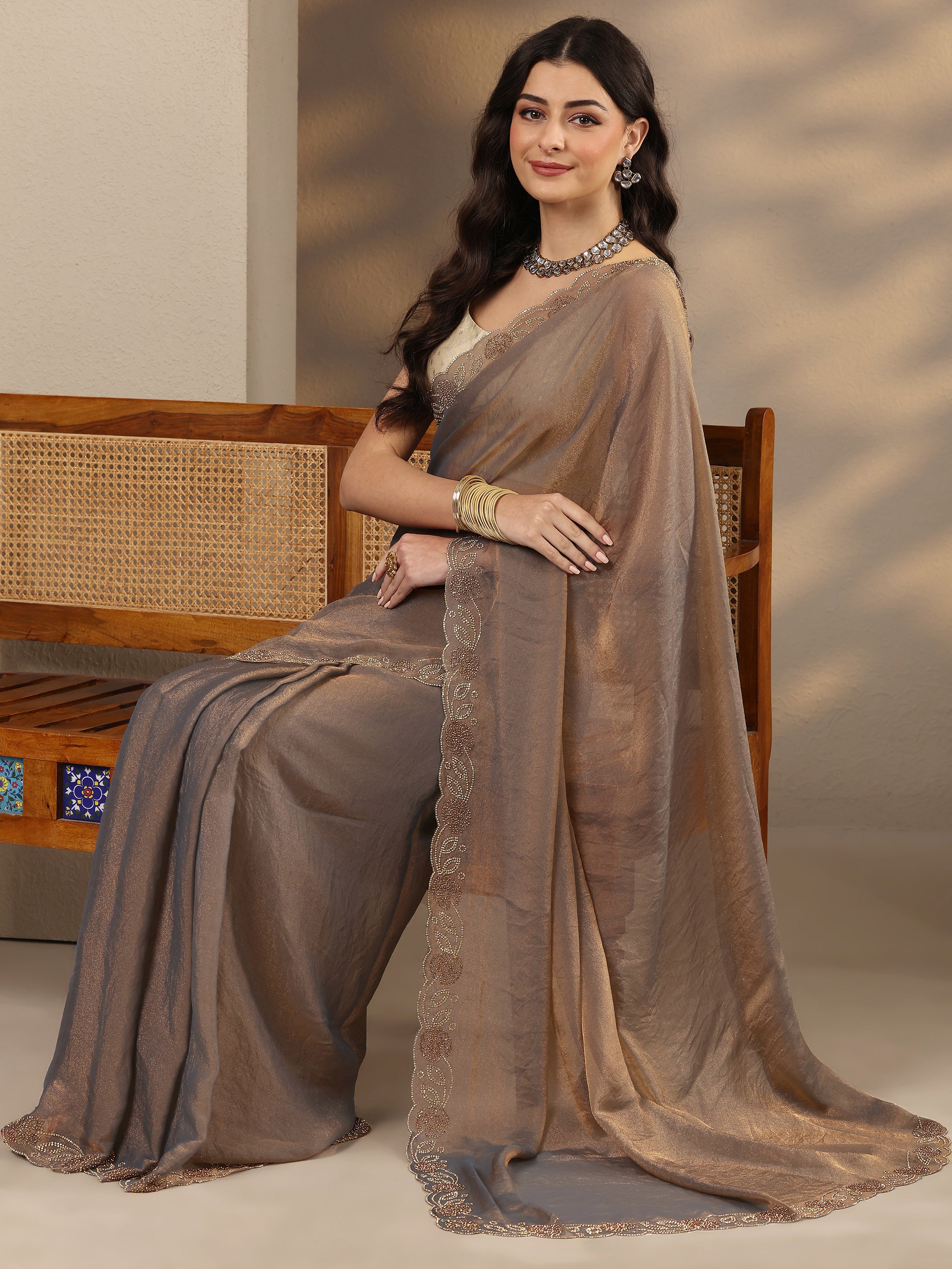 Green Solid Silk Blend Saree With Unstitched Blouse Piece-image-44