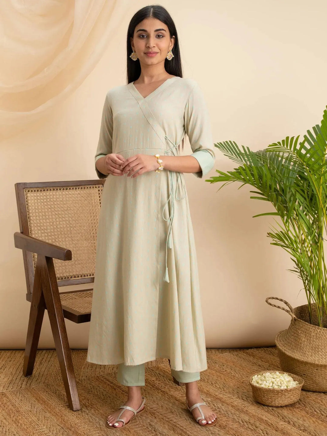 Green Woven Design Rayon Kurta - Libas