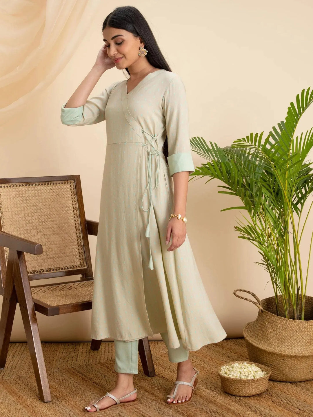 Green Woven Design Rayon Kurta - Libas