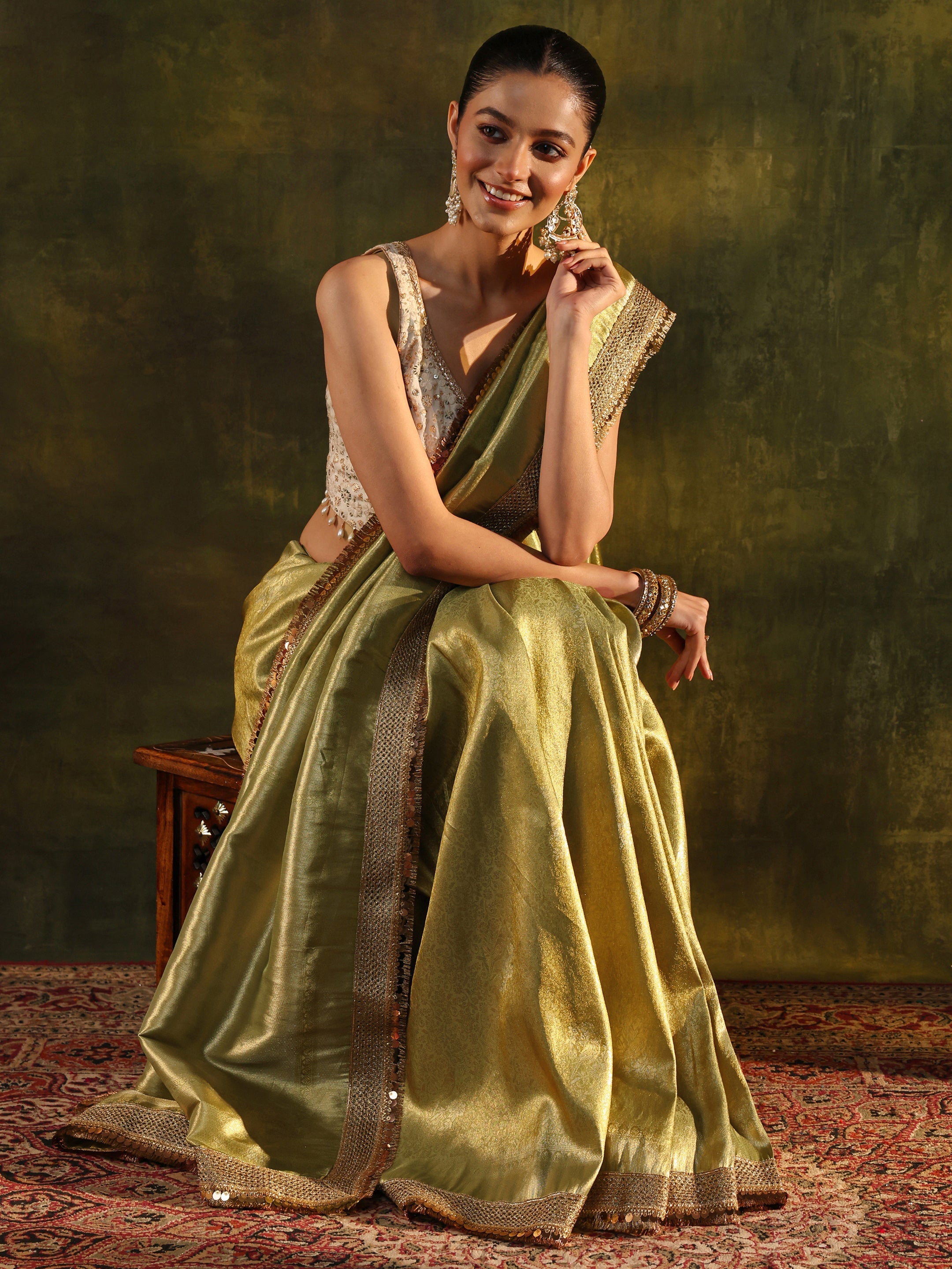 libas Green Woven Design Silk Blend Saree With Unstitched Blouse Piece-picture-42