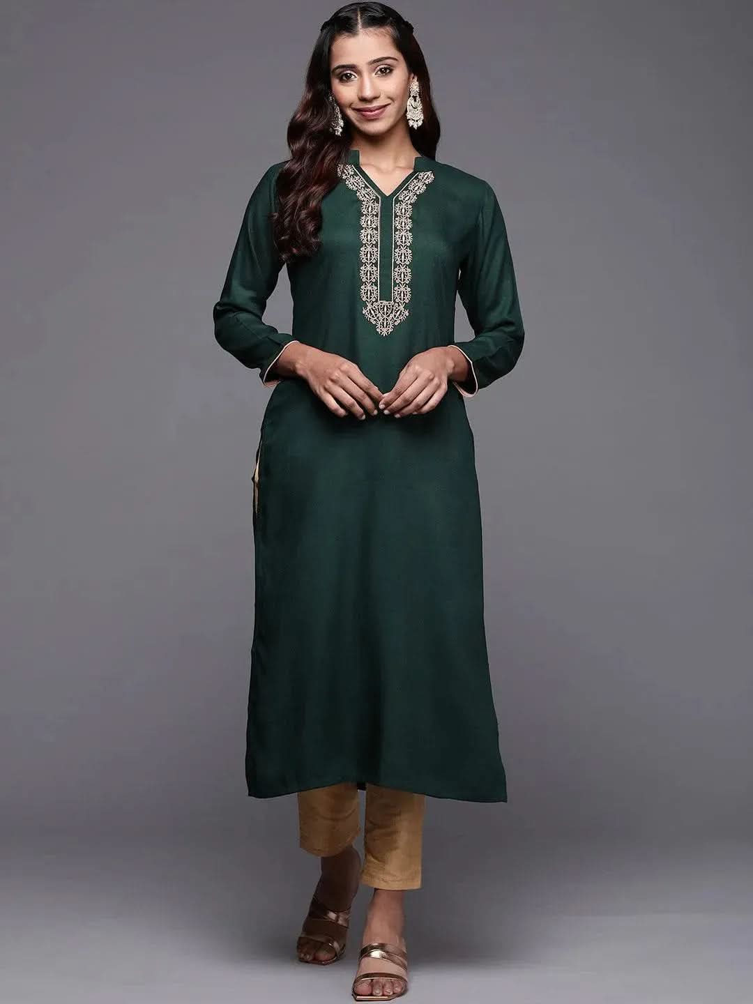 

Green Yoke Design Pashmina Wool Straight Kurta
