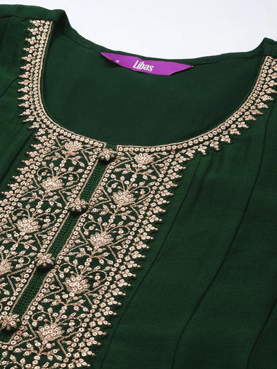 Green Yoke Design Silk Blend Straight Suit Set - Libas