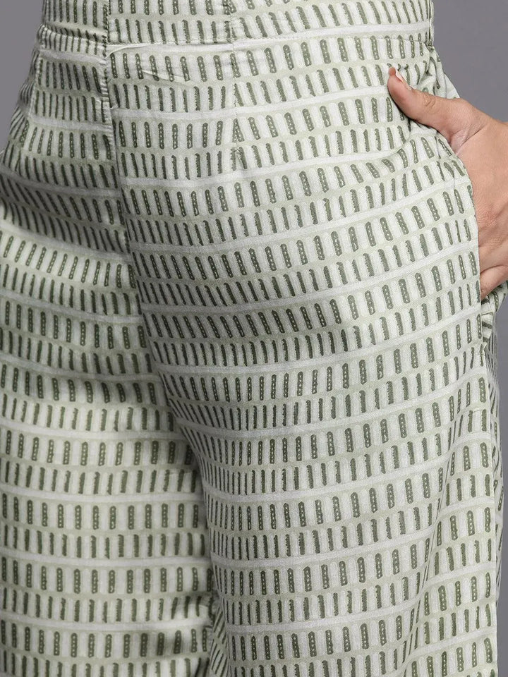 Green Yoke Design Silk Blend Straight Suit Set - Libas