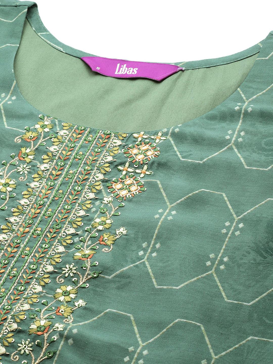 Green Yoke Design Silk Blend Suit Set With Trousers - Libas