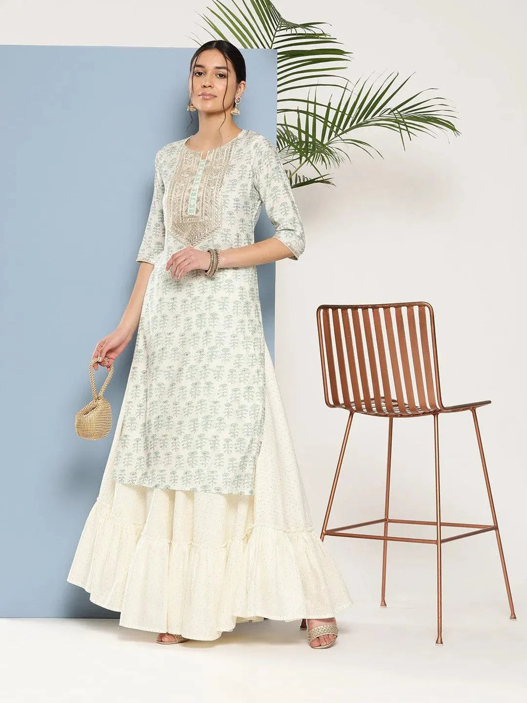 Green Yoke Design Silk Straight Kurta - Libas