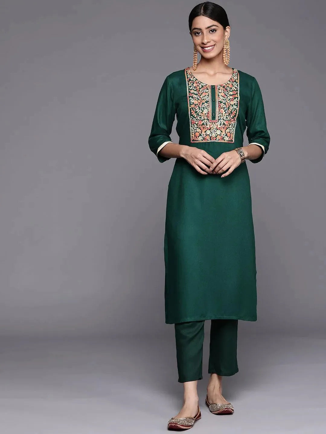 Green Yoke Design Wool Straight Kurta - Libas