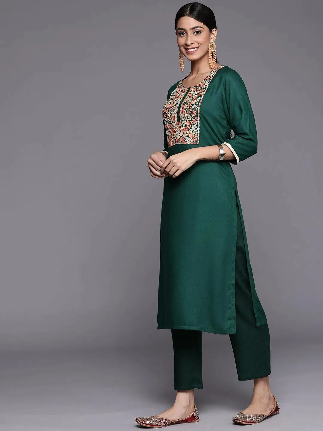 Green Yoke Design Wool Straight Kurta - Libas