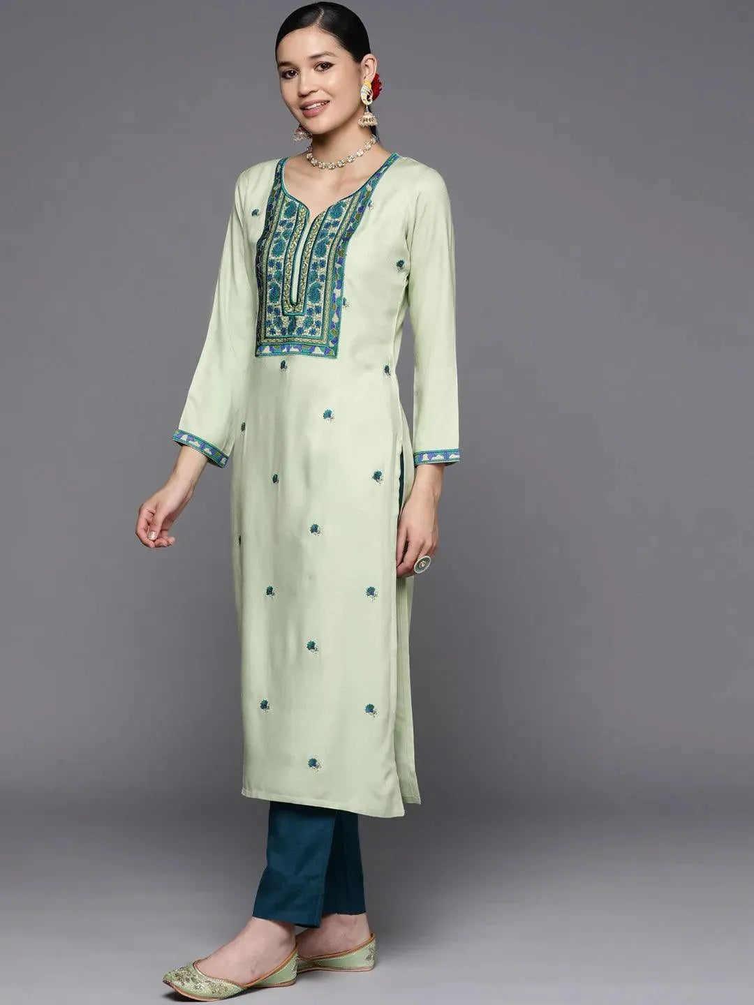 Green Yoke Design Wool Straight Kurta - Libas