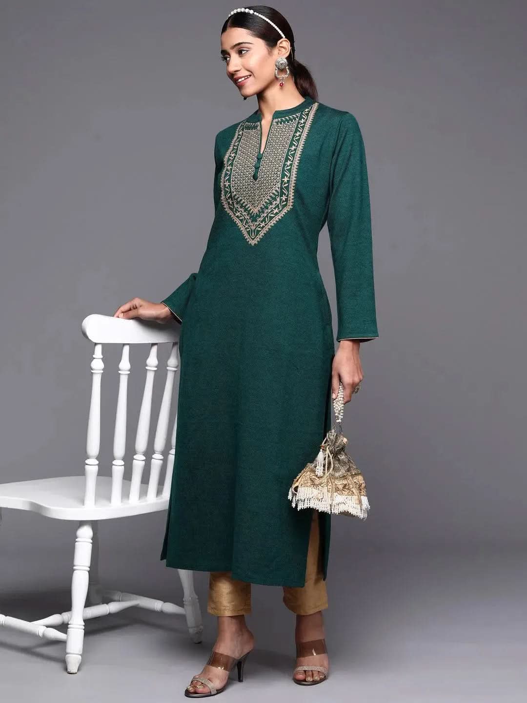 

Green Yoke Design Wool Straight Kurta