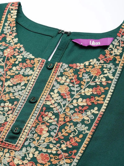 Green Yoke Design Wool Straight Kurta - Libas