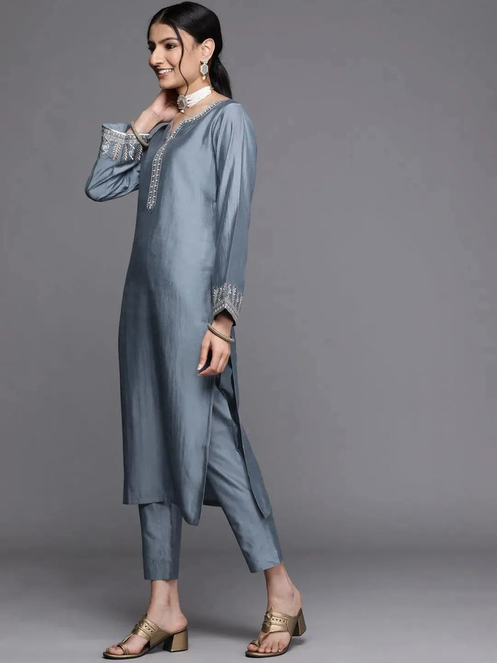 Grey Embroidered Chanderi Silk Kurta - Libas