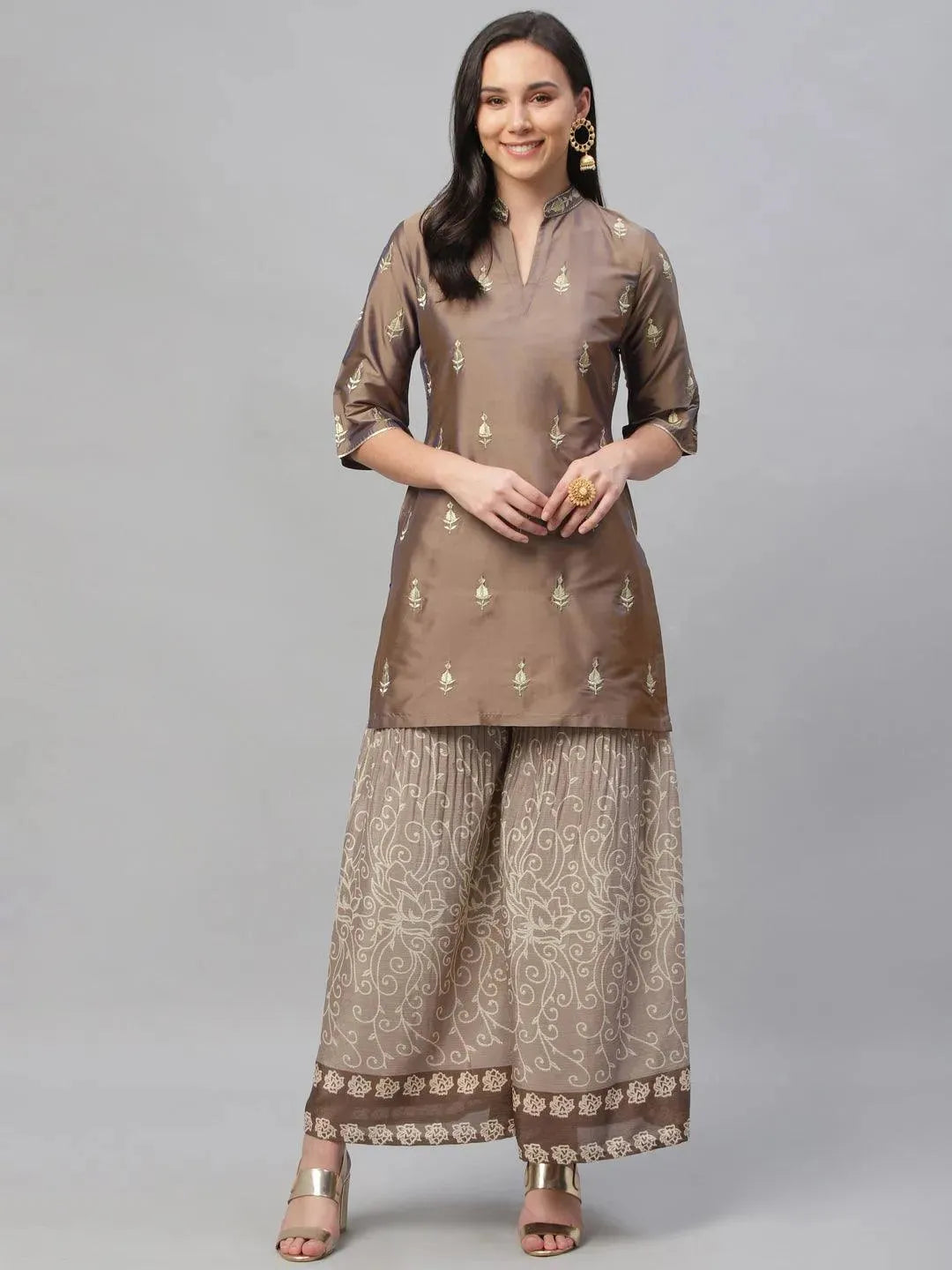 Grey Embroidered Chanderi Kurta Set - Libas