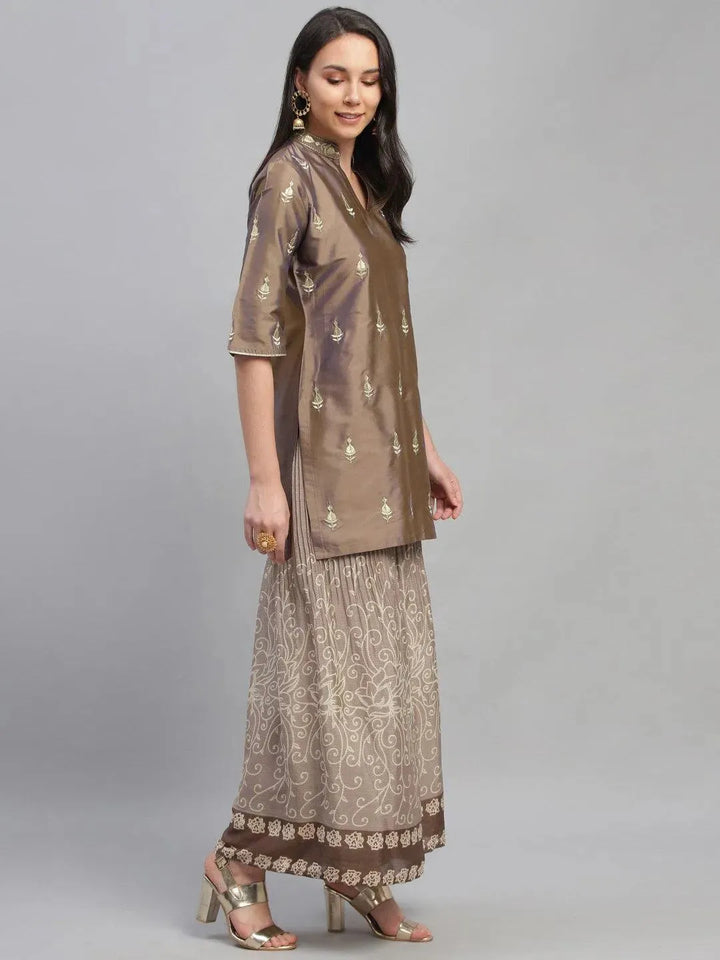 Grey Embroidered Chanderi Kurta Set - Libas