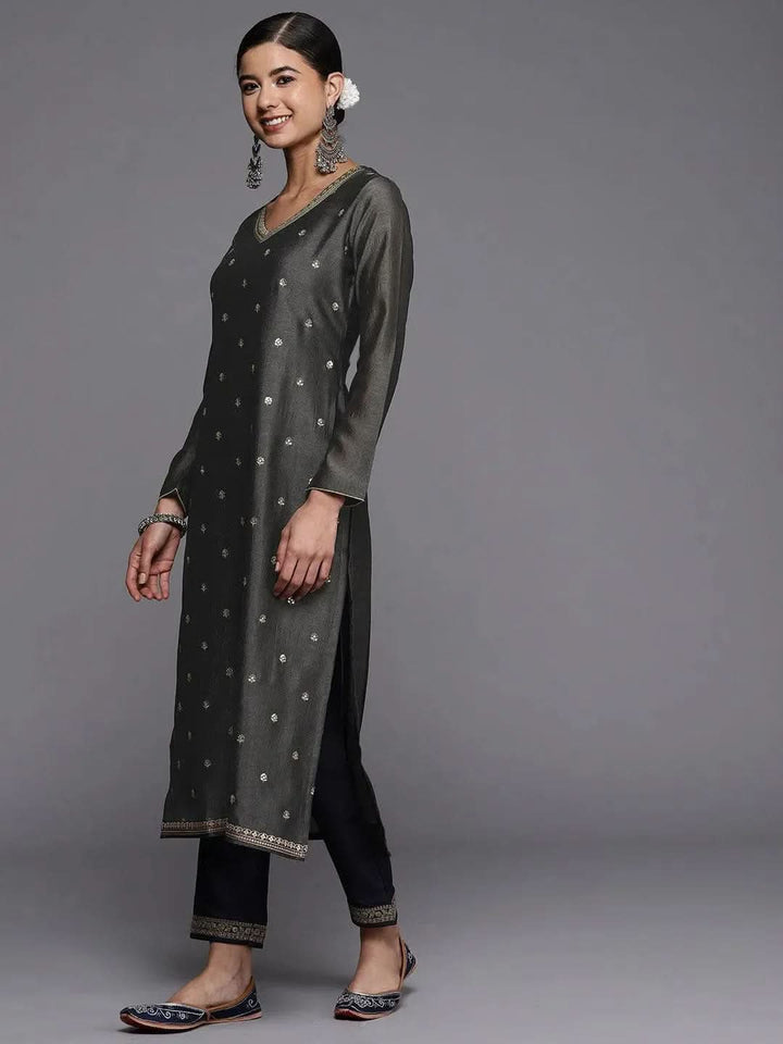 Grey Embroidered Silk Straight Kurta - Libas
