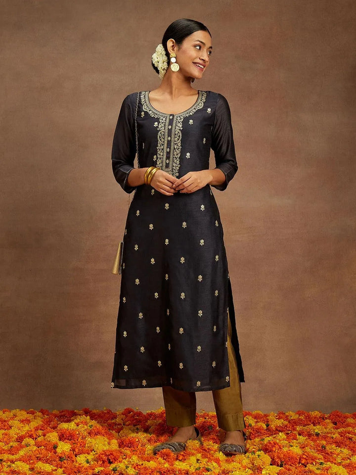 Grey Embroidered Silk Straight Kurta - Libas