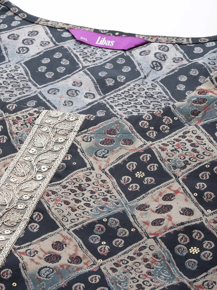 Grey Printed Silk Blend Straight Kurta With Trousers & Dupatta - Libas