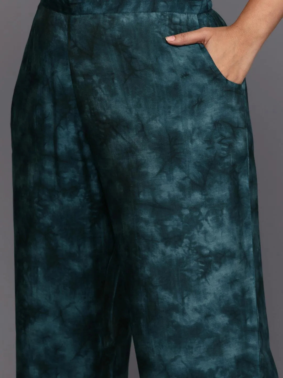 Grey Printed Silk Blend Straight Kurta With Trousers & Dupatta - Libas 