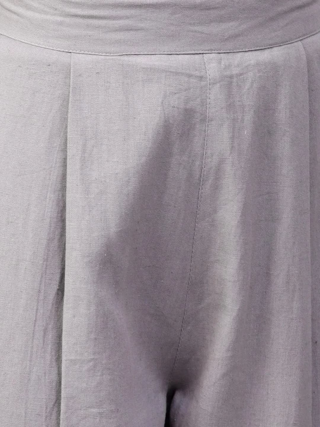 

Grey Solid Cotton Trousers