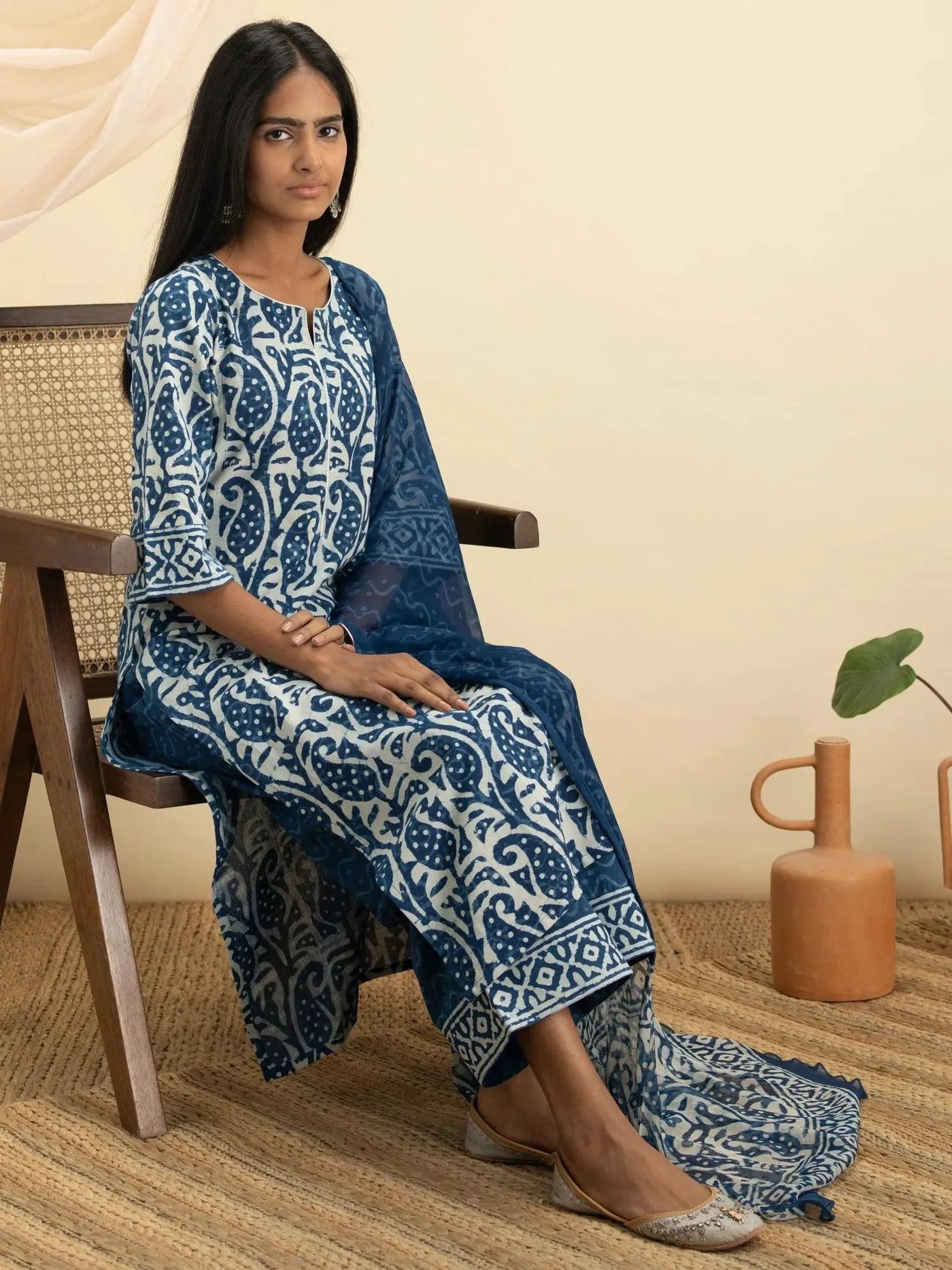 Natural Indigo Flamingo Bird Blockprint Kurta for Women | CraftsandLooms –  CraftsandLooms.com