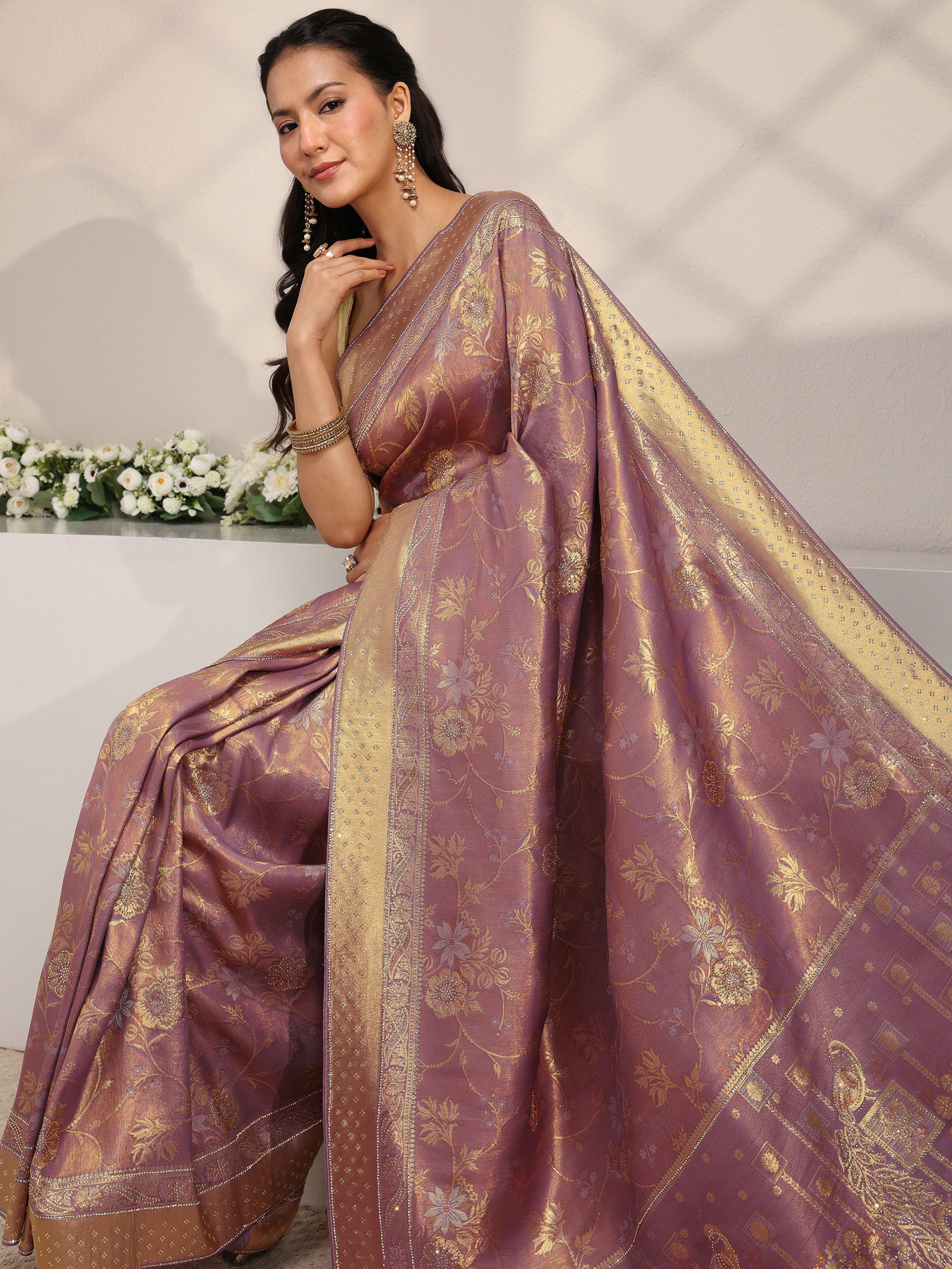 libas Lavender Floral Woven Design Silk Blend Saree With Unstitched Blouse Piece-picture-29