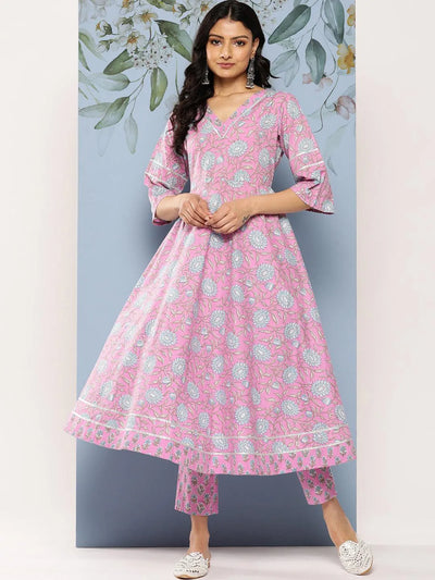 rajasthani kurtiwala Women Embroidered Anarkali Kurta - Buy rajasthani  kurtiwala Women Embroidered Anarkali Kurta Online at Best Prices in India |  Flipkart.com