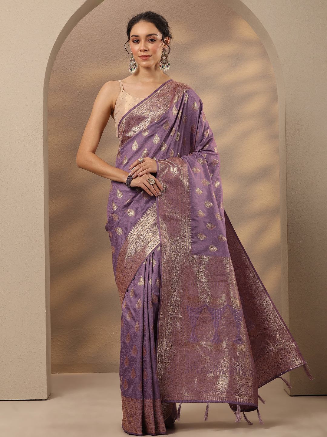  Lavender Woven Design Silk Blend Saree With Unstitched Blouse Piece 