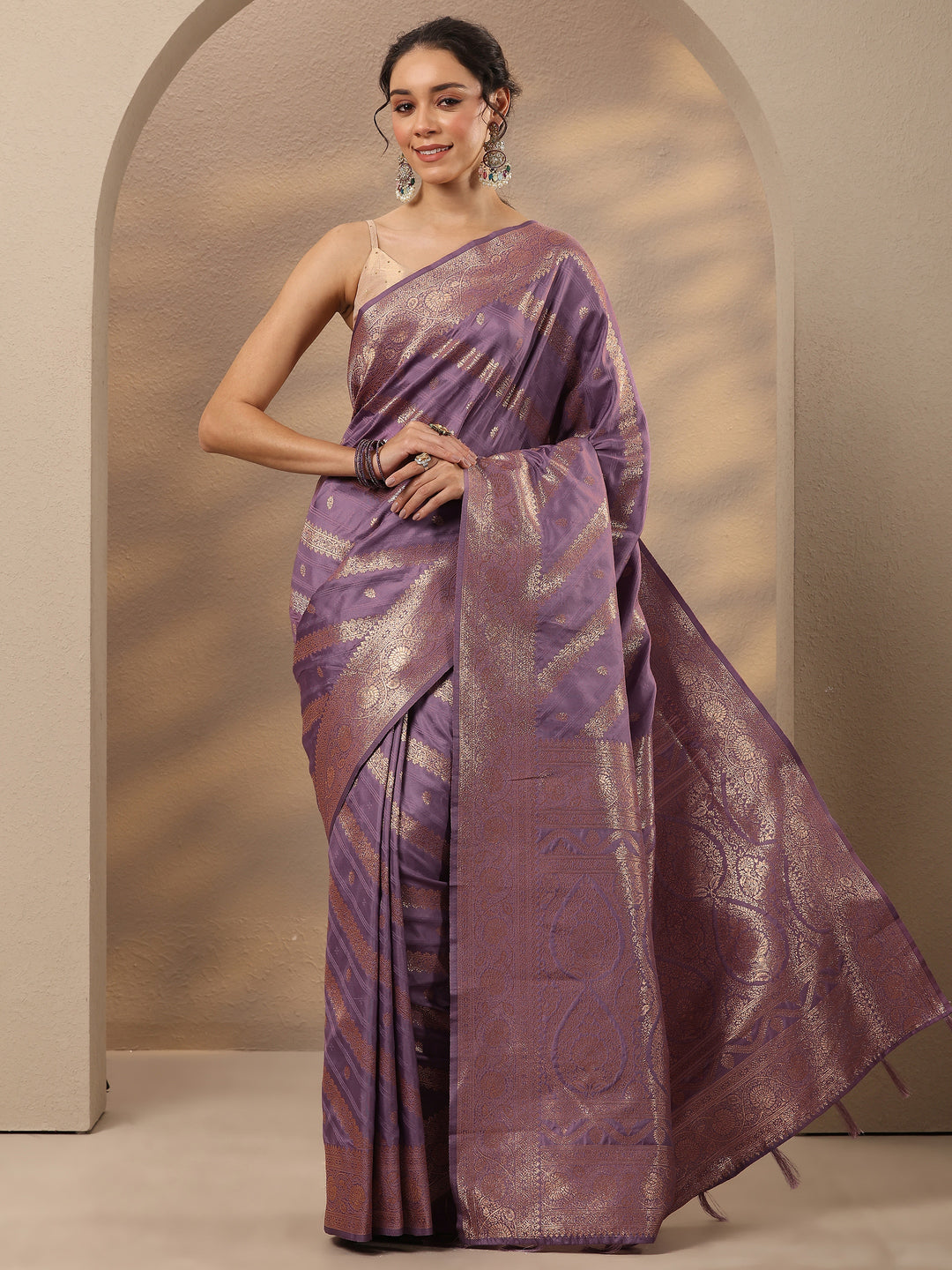  Lavender Woven Design Silk Blend Saree With Unstitched Blouse Piece 