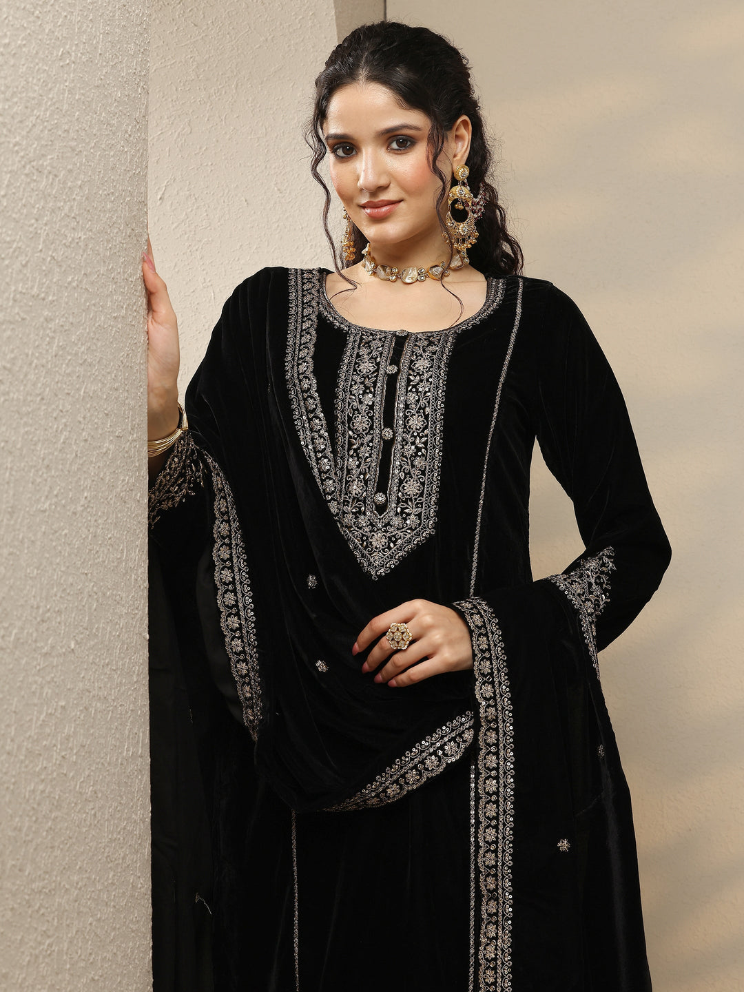  Libas Art Black Embroidered Velvet Straight Suit Set With Dupatta 