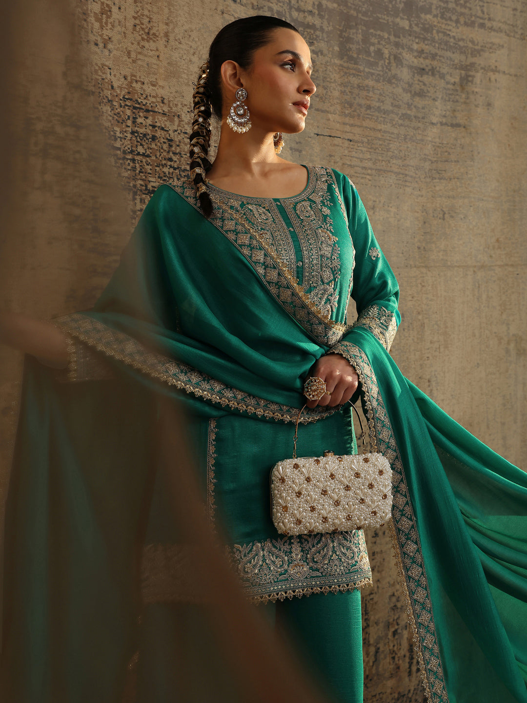  Libas Art Blue Embroidered Organza Straight Suit Set With Dupatta 