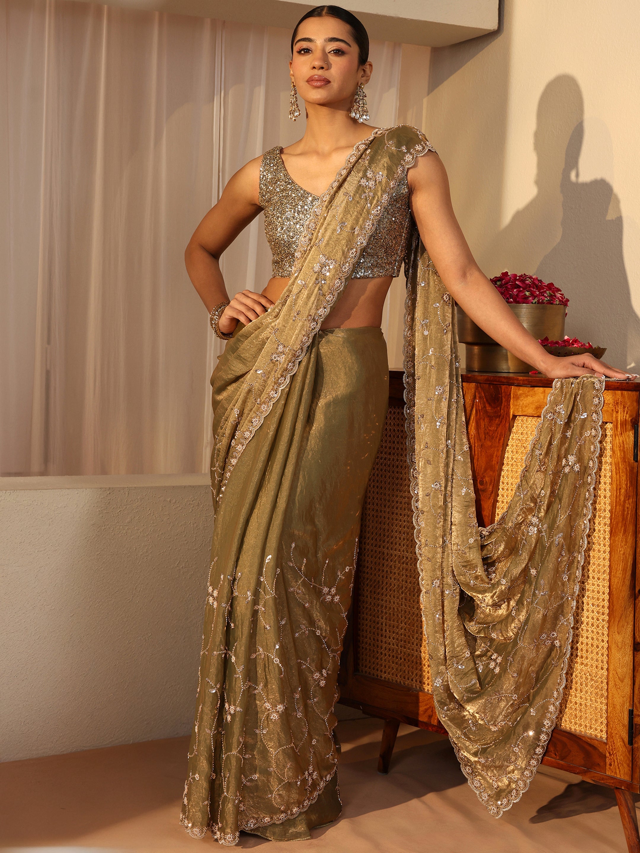 Libas Art Green Embellished Tissue Saree-picture-34