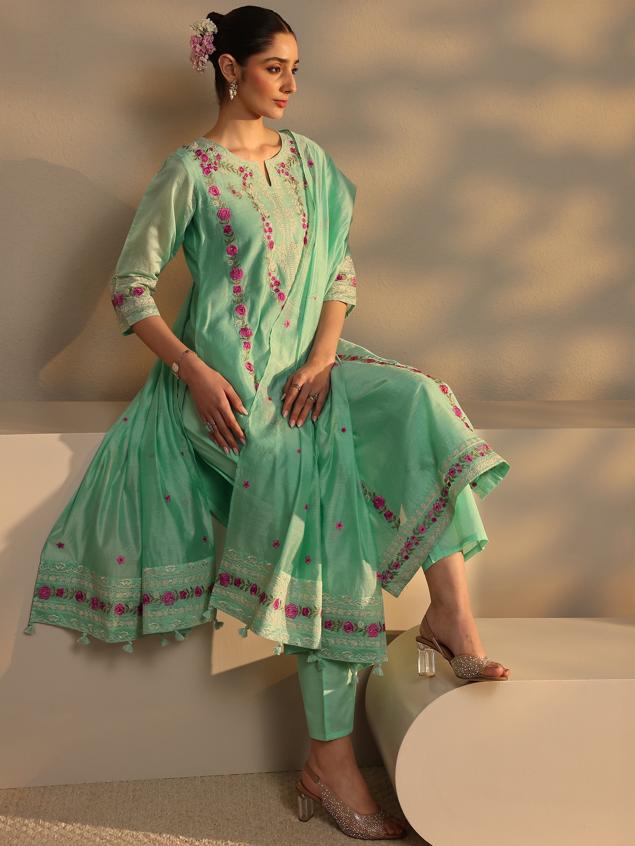 Libas Art Green Floral Embroidered Silk Blend Straight Suit Set With Dupatta-picture-59