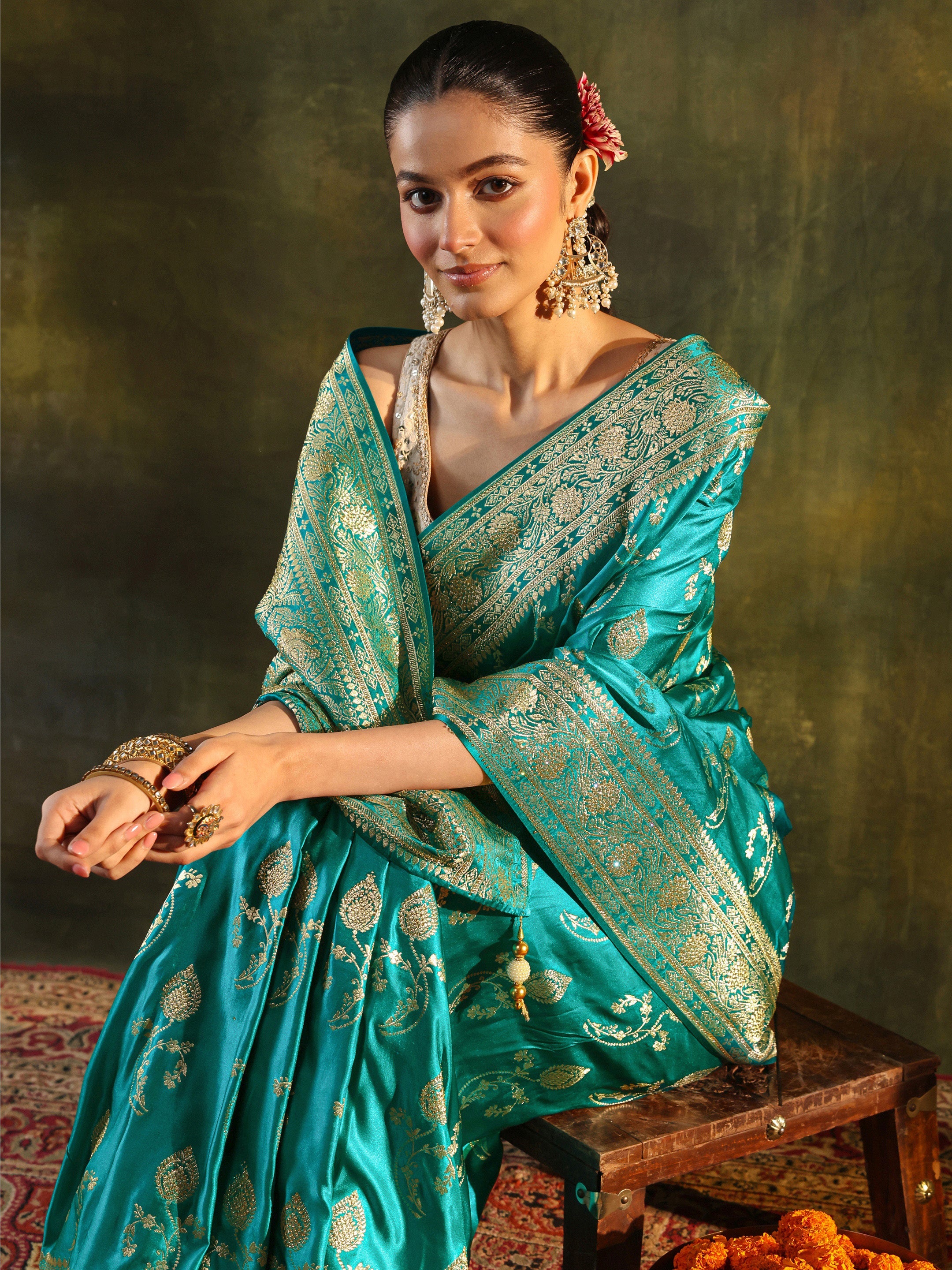 Libas Art Green Woven Design Satin Banarasi Saree With Unstitched Blouse Piece-picture-27
