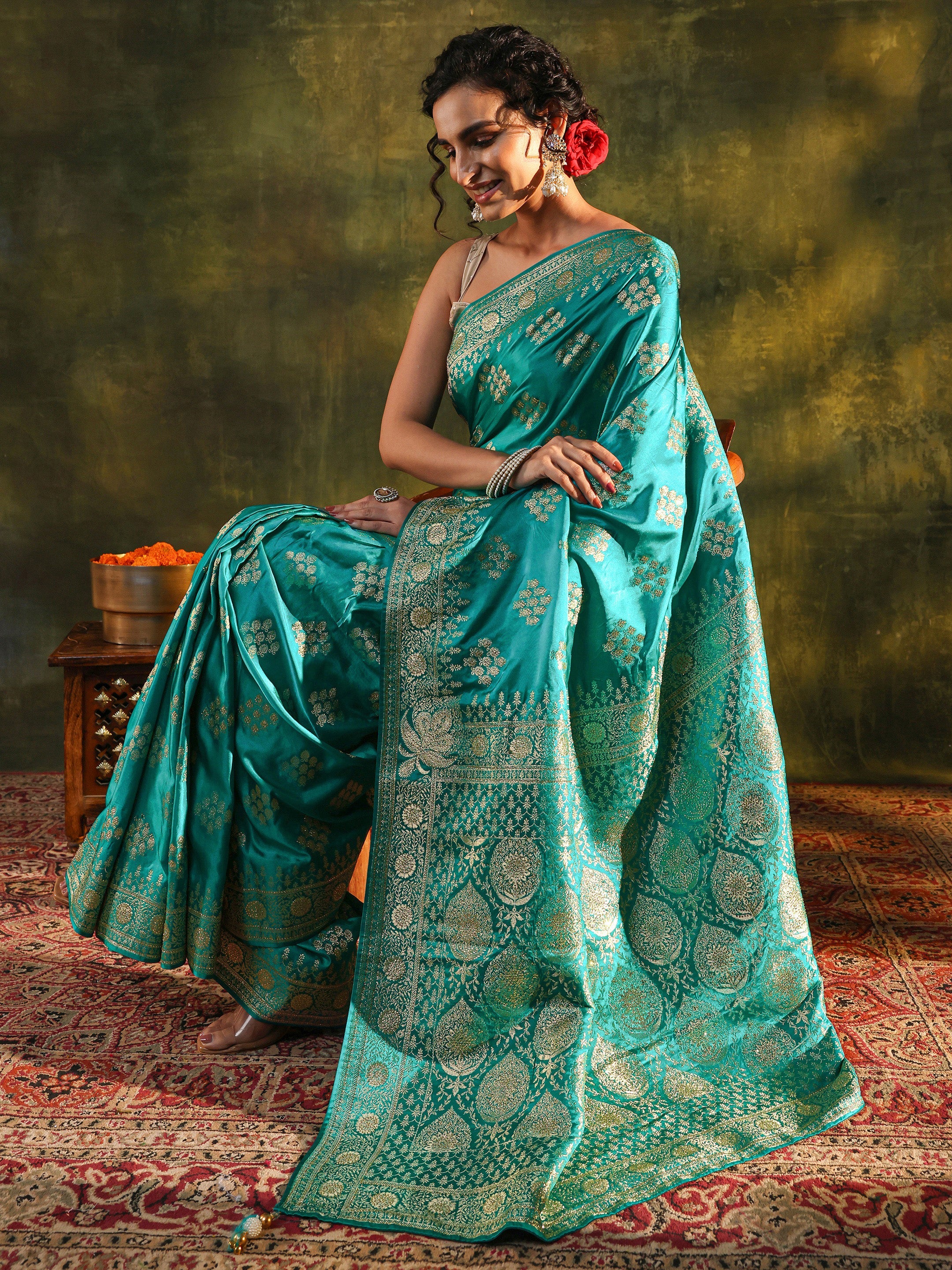 Libas Art Green Woven Design Satin Banarasi Saree With Unstitched Blouse Piece-picture-28