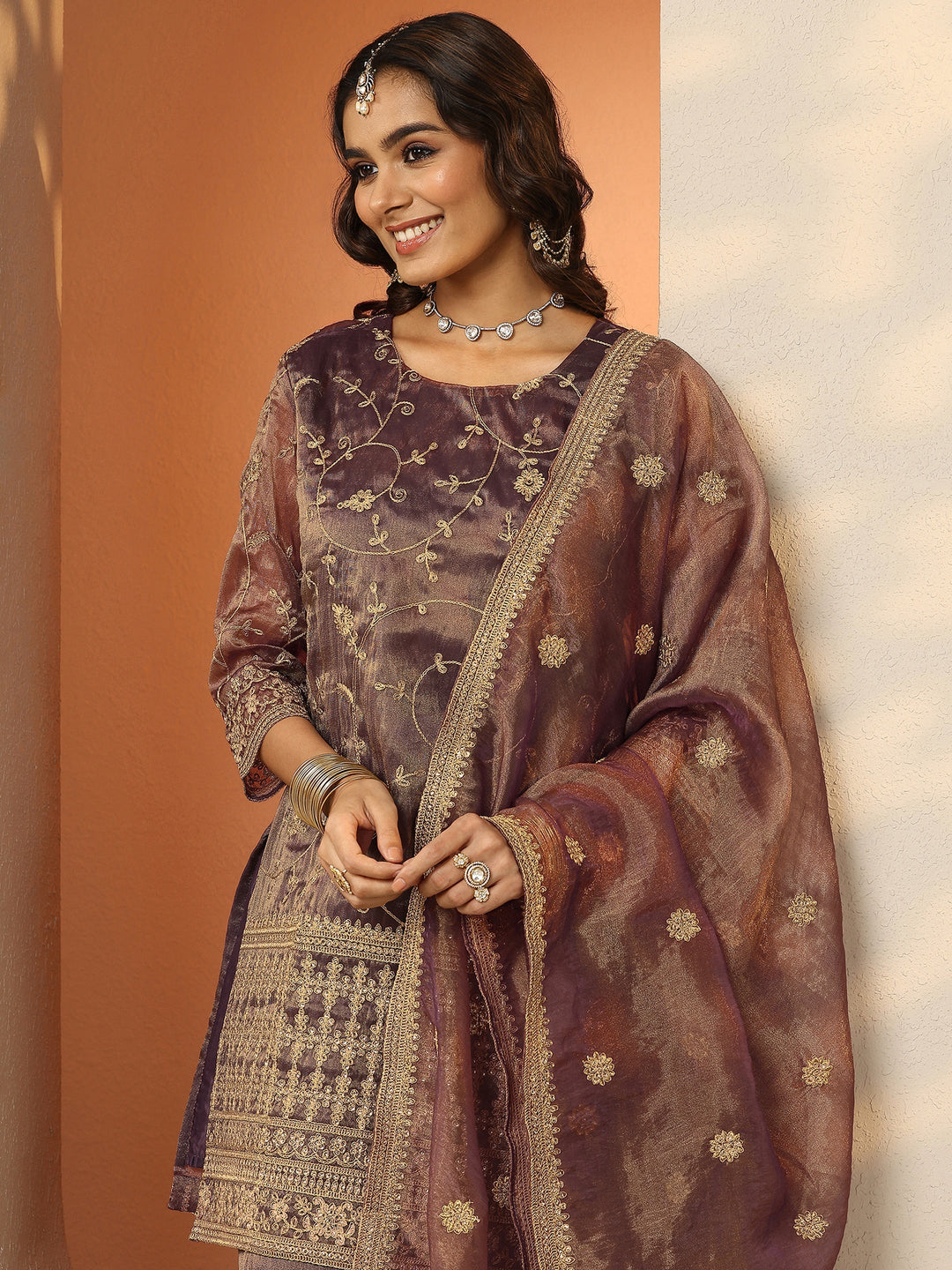 Libas Art Pink Embroidered Organza Straight Suit Set With Dupatta