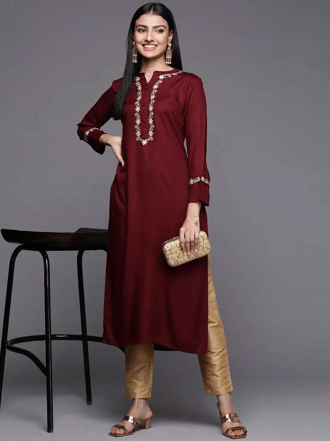 

Maroon Embroidered Pashmina Wool Straight Kurta