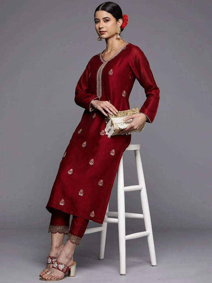 Maroon Embroidered Silk Straight Kurta - Libas
