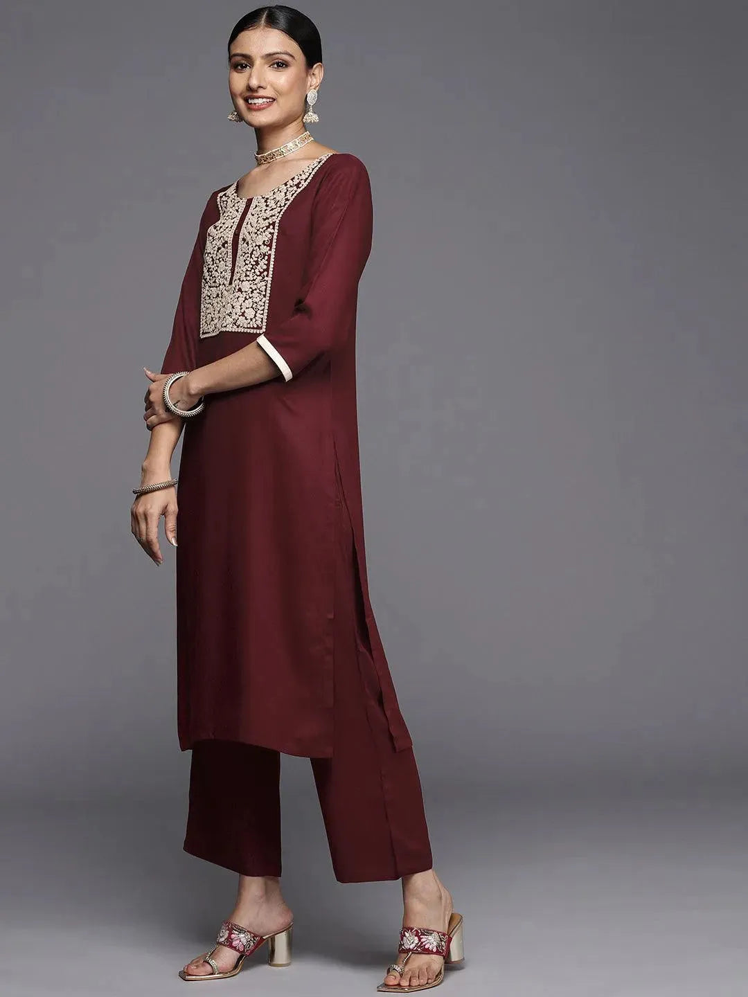 Maroon Yoke Design Wool Straight Kurta - Libas 