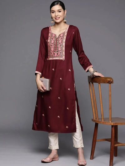 Maroon Yoke Design Wool Straight Kurta - Libas