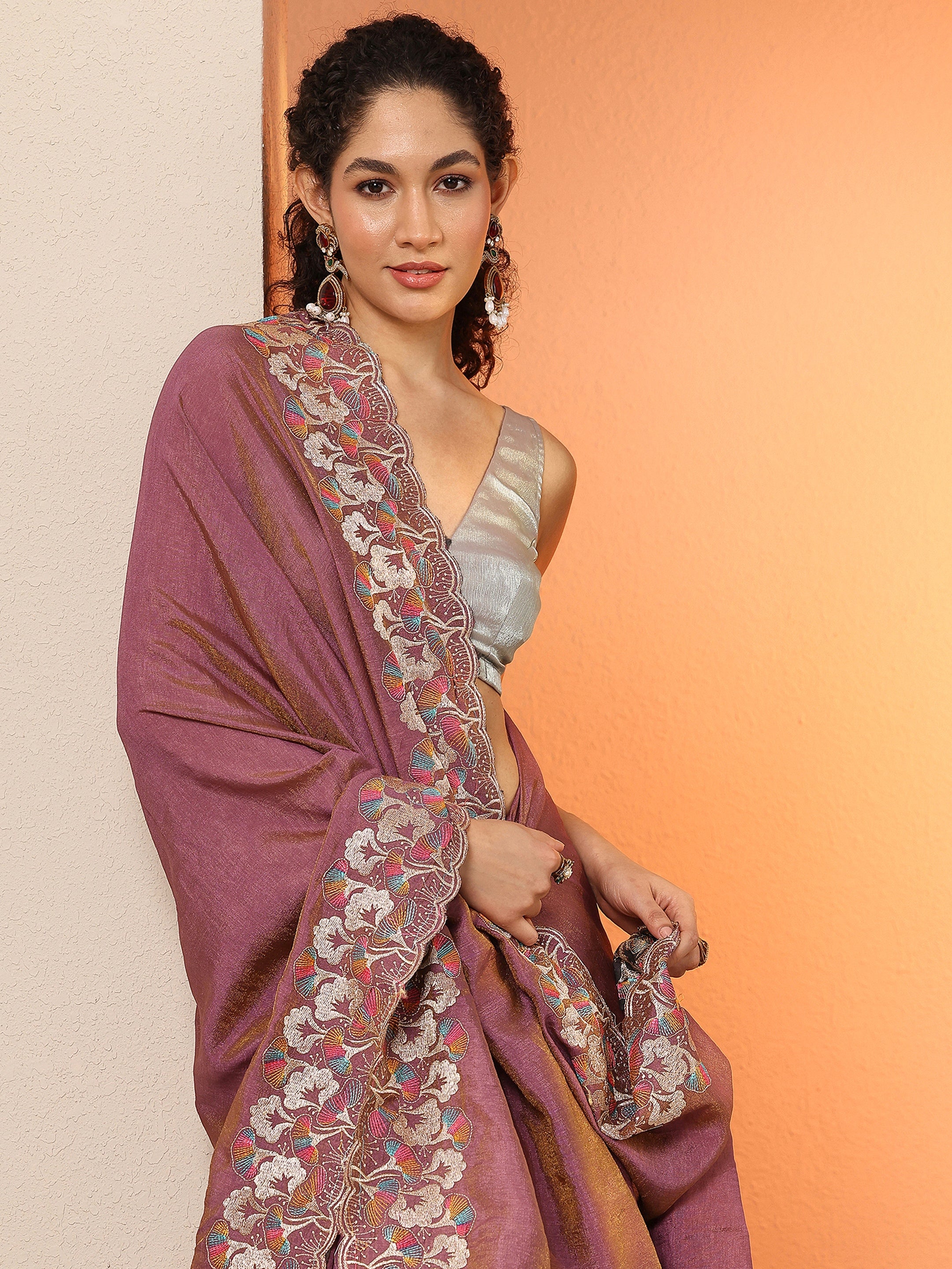 Mauve Embroidered Silk Blend Saree With Unstitched Blouse Piece-image-36