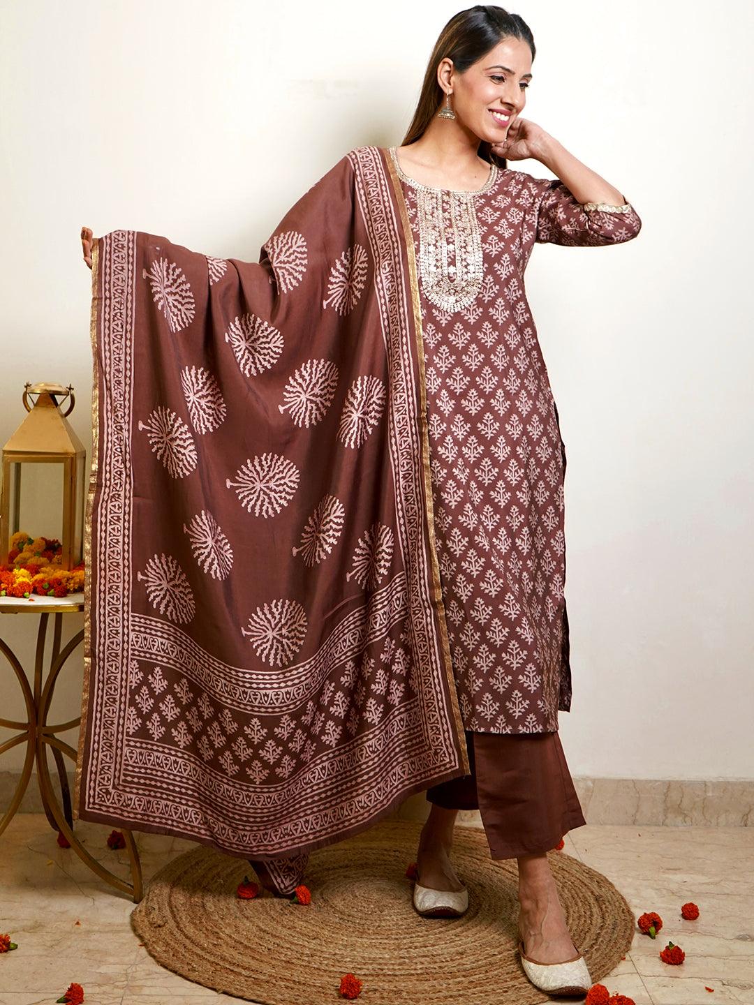 Mauve Printed Silk Blend Straight Suit With Dupatta