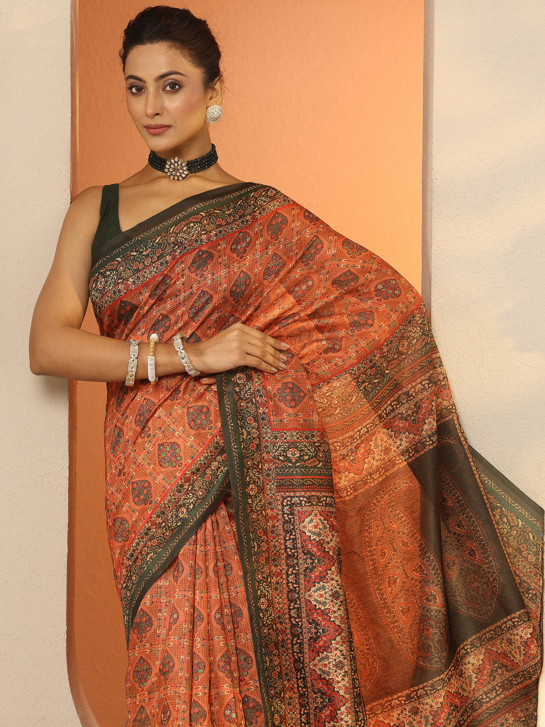  Multi Printed Silk Blend Saree With Unstitched Blouse Piece 