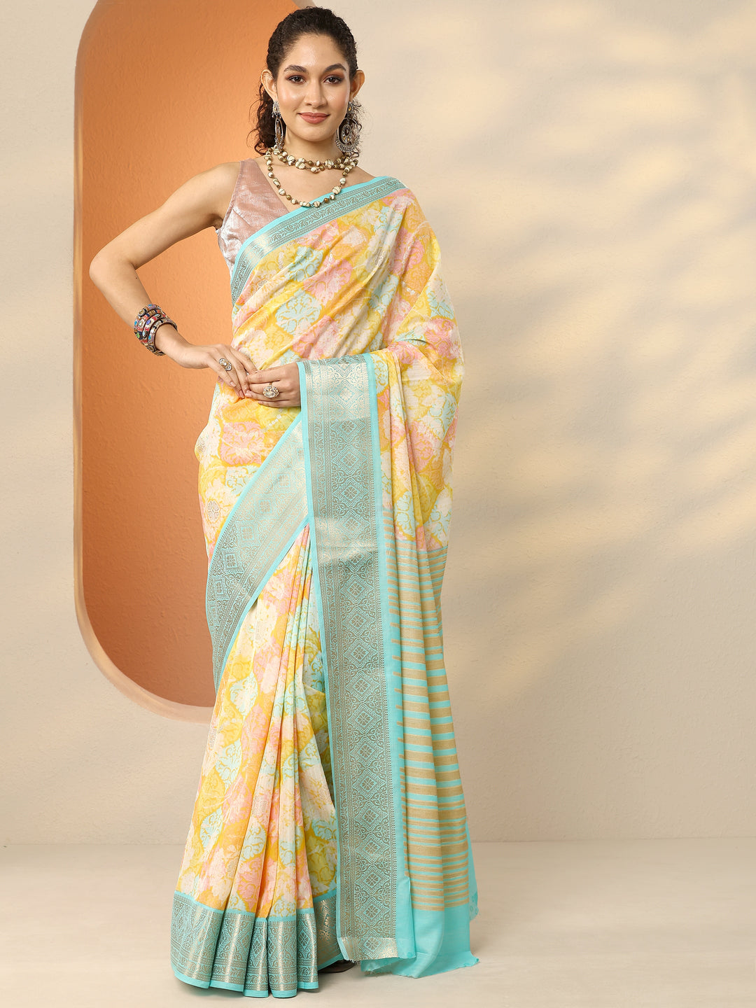 Multi Printed Silk Blend Saree With Unstitched Blouse Piece