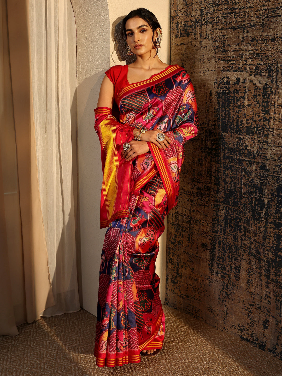 Multi Printed Silk Saree With Unstitched Blouse Piece