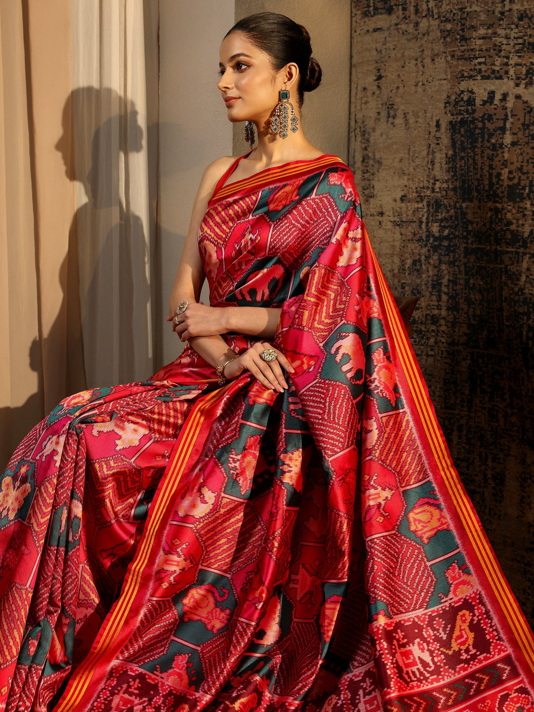 Multi Printed Silk Saree With Unstitched Blouse Piece