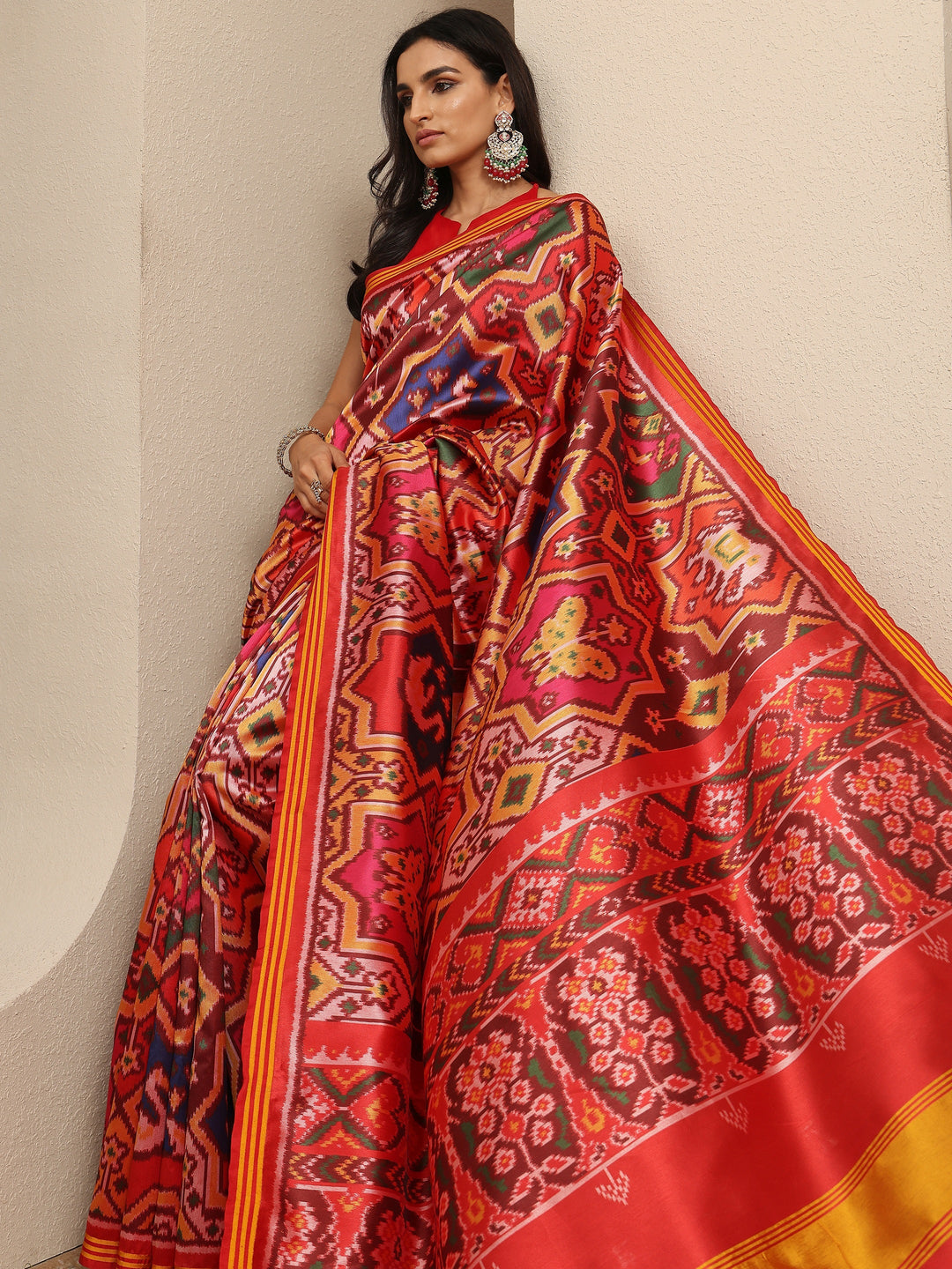 Multi Printed Silk Saree With Unstitched Blouse Piece