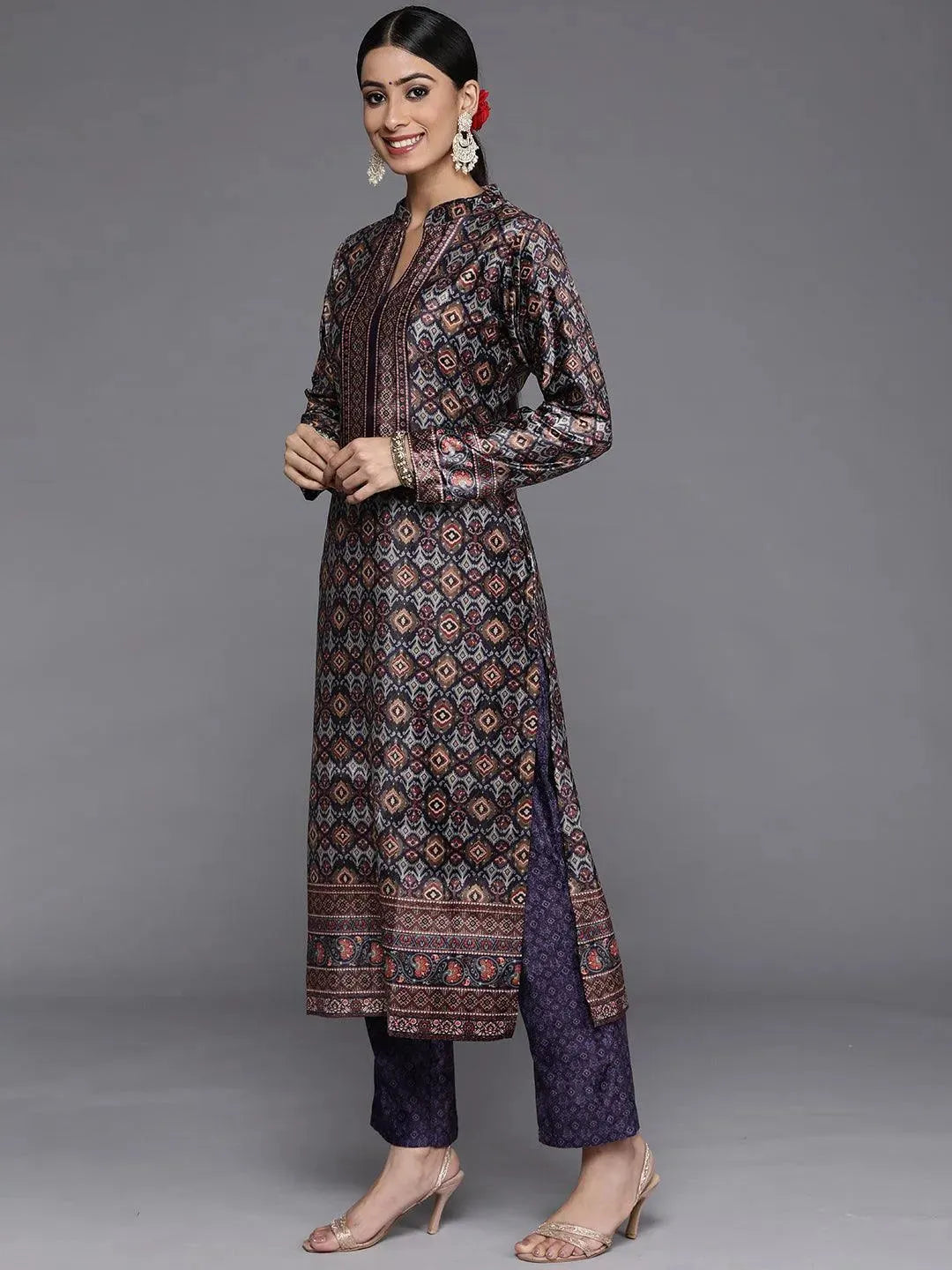 Multicoloured Printed Velvet Straight Suit Set With Trousers - Libas 