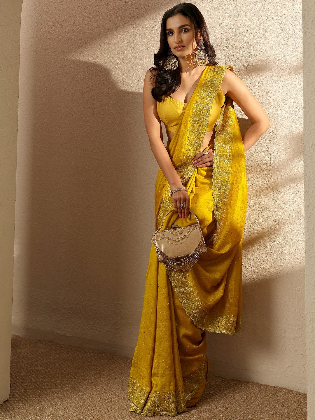 Mustard Embellished Silk Blend Saree With Unstitched Blouse Piece