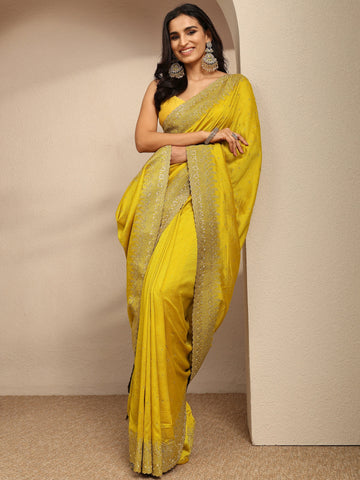 Mustard Embellished Silk Blend Saree With Unstitched Blouse Piece